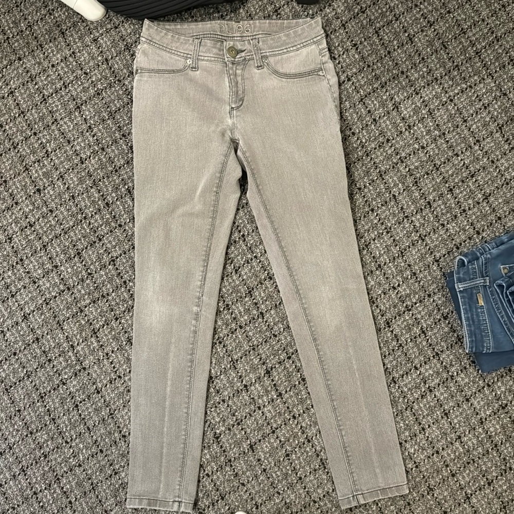 Grey jeans - Picture 2 of 3